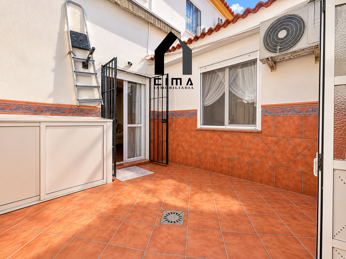 Chalet adosado en venta en Calle Estuario — foto 30